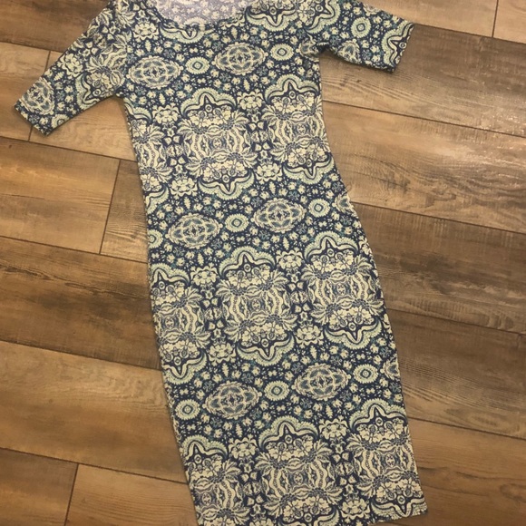 Lularoe Bundle of 3 XS Dresses - Picture 4 of 6